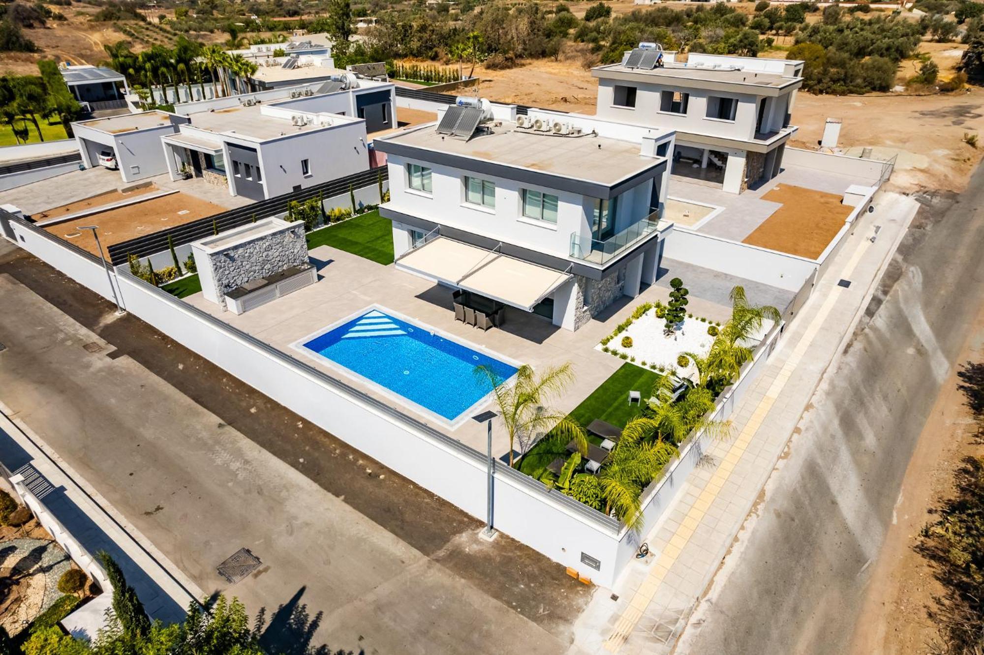 Villa Eleni By Ezoria Villas Λεμεσός Εξωτερικό φωτογραφία